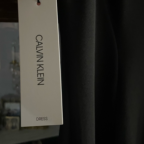 ๐ Semi-Formal Hi-Low Black Dress.
Perfect for Special Events
Size: 8 - Picture 9 of 14